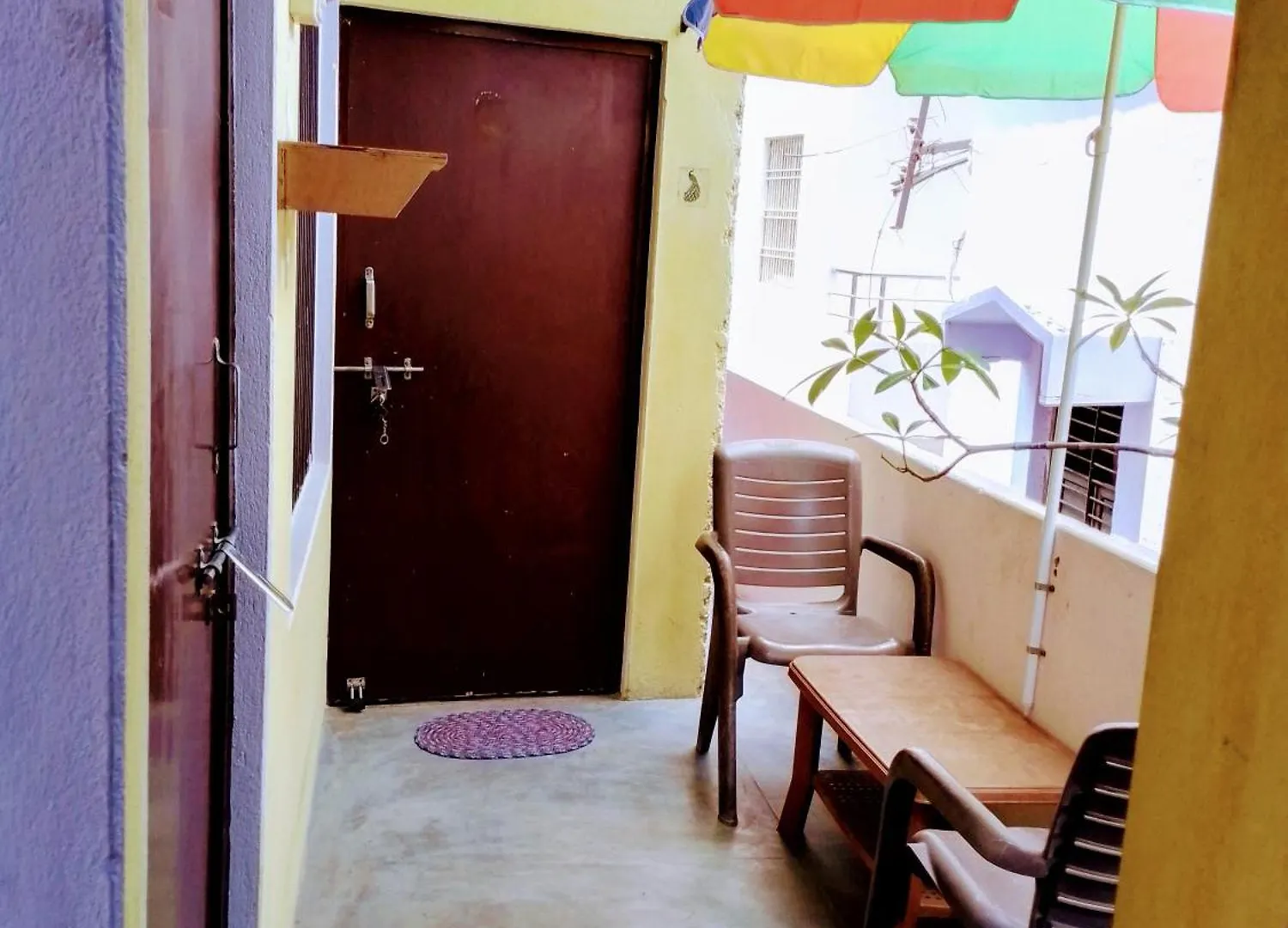 Asha Paying Guest House Waranasi